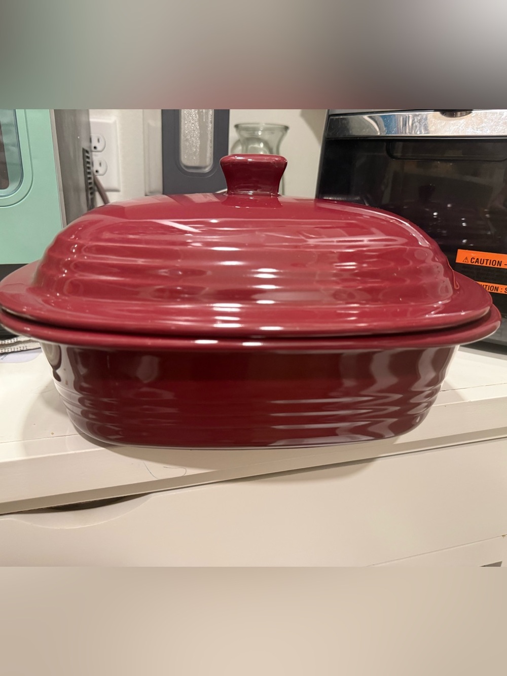Pampered Chef Covered Ceramic Baker in Burgundy Red